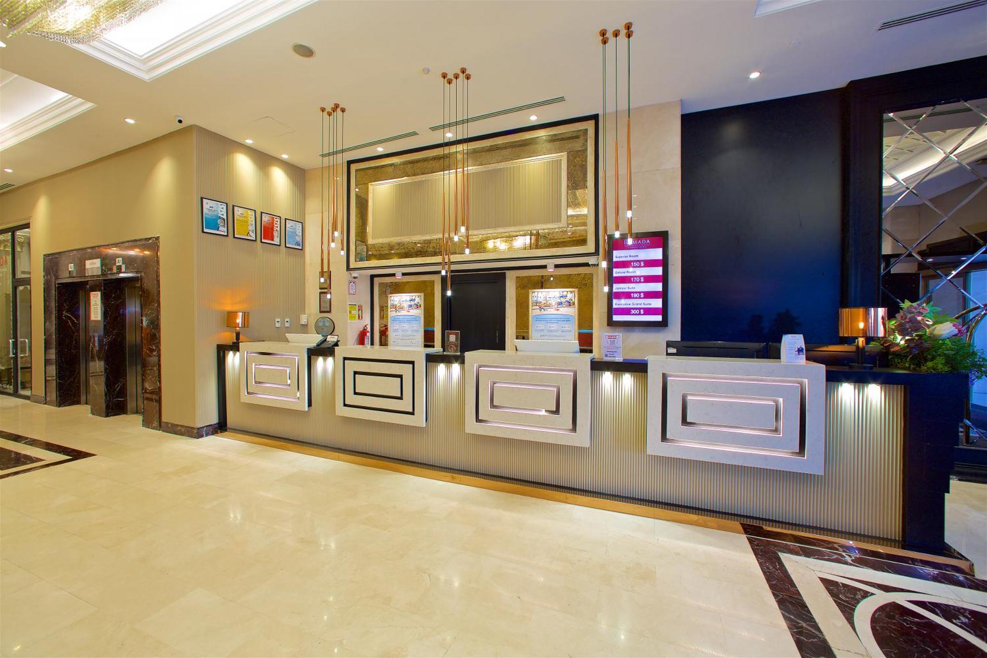 รามาดา โฮเทล แอนด์ สวีท บาย วินด์แฮม อิสตันบูล เมอร์เทอร์ Hotel ภายนอก รูปภาพ