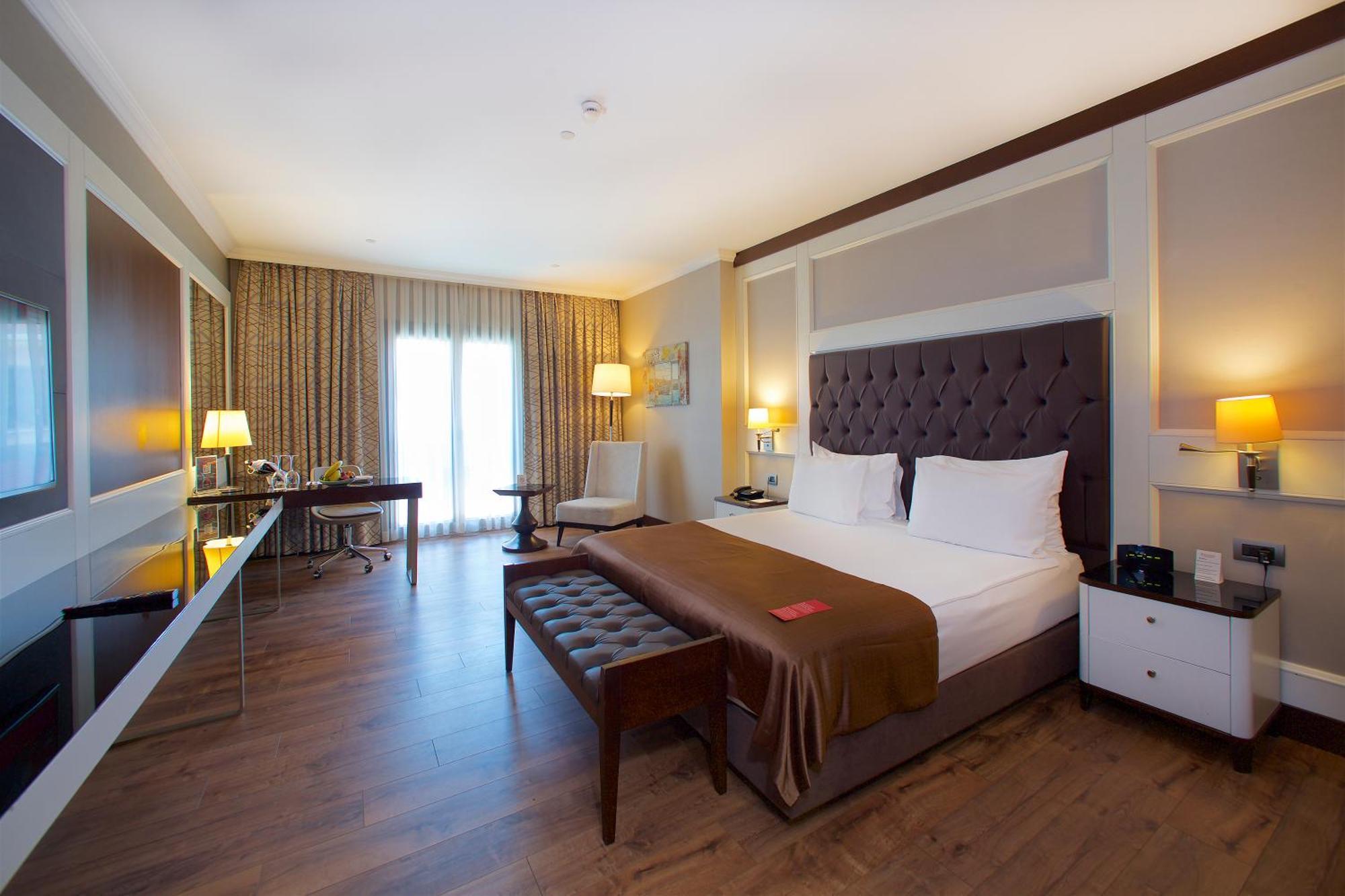 รามาดา โฮเทล แอนด์ สวีท บาย วินด์แฮม อิสตันบูล เมอร์เทอร์ Hotel ภายนอก รูปภาพ Deluxe Room
