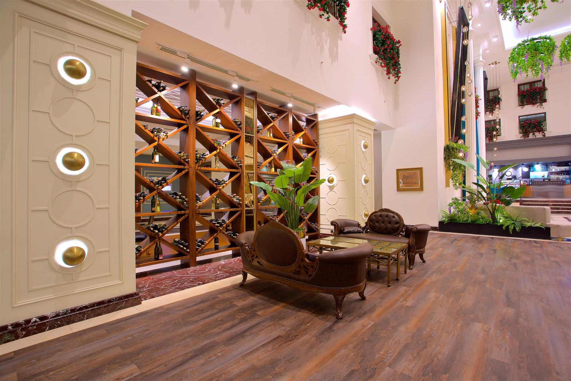 รามาดา โฮเทล แอนด์ สวีท บาย วินด์แฮม อิสตันบูล เมอร์เทอร์ Hotel ภายนอก รูปภาพ Lobby